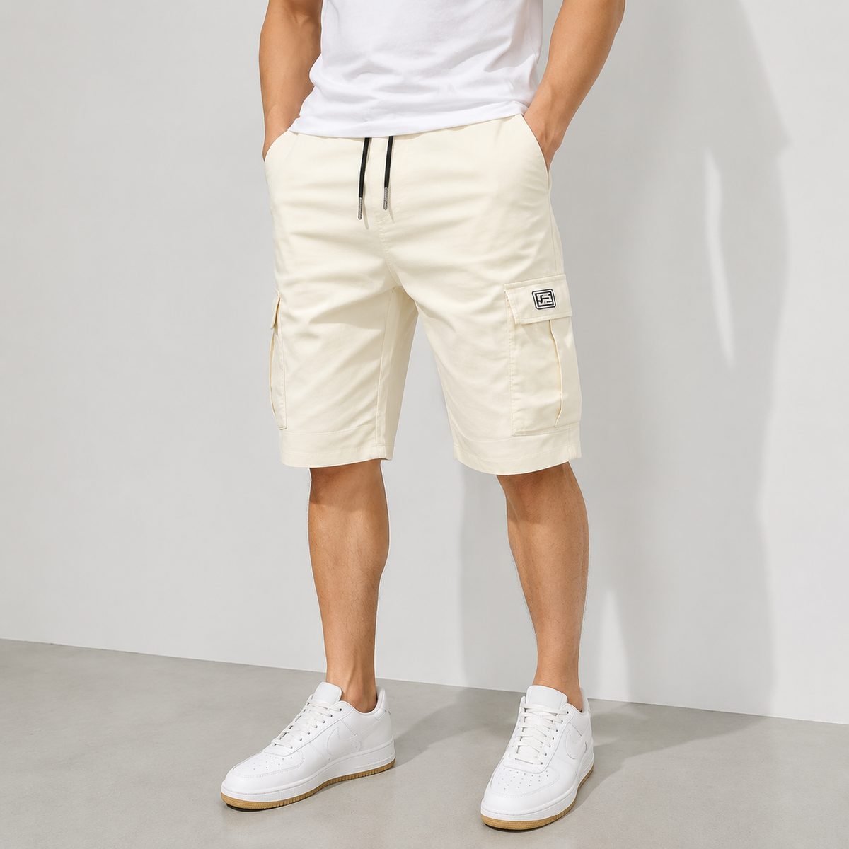 Herren‑Cargoshorts mit Taschen und Kordelzug